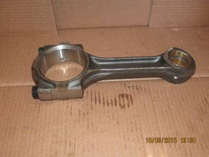 Korbowód Foton 404 III cylindry/ Connecting rod 100-04006