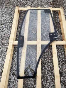 Szyba drzwi lewych DF504 / Left door glass 504G3.45A.298