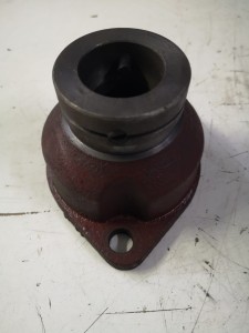 Tuleja drążka zmiany biegów DF404 / Gear-shift lever base 404-11.38c.115