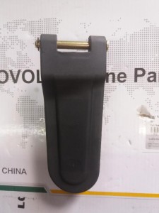 Lewy zawias szyby tylnej Lovol 504/ Back windows left hinged seat TS04451046110