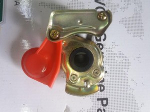 Złącze pneumatyczne przyczepy czerwone twarde M22x1,5 Lovol M504