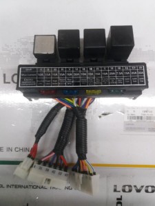 Skrzynka bezpieczników Foton 504/ Central electrical box TB600.482.4