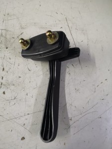 Klamka szyberdachu Lovol M504 / Skylight handle TS04453015102