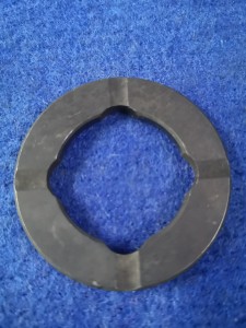 Pierścień osadzający Lovol M404 / Circlip for shaft TE354.361T-16