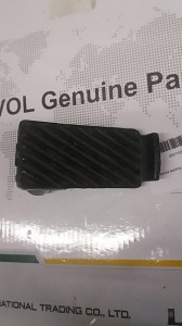 Prawy pedał hamulca Foton 404 III cylindry/ Right brake pedal TB504.433.3