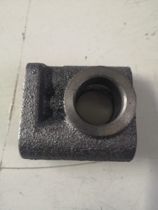 Mocowanie dźwignia wałka zaworu Foton 504 / Valve rocker 490B-03202