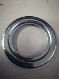 Metalowa podkładka przedniego mostu Foton 824 / Retainer ring 4996762/1.41.537