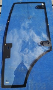 Szyba drzwi lewych Foton 254 / Left door glass TE250.455.9-01