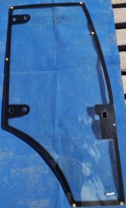Szyba drzwi prawych Foton 254 / Right door glass TE250.455.10-01