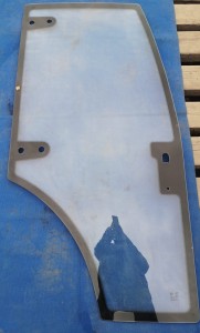 Szyba drzwi prawych Foton / Right door glass TB604.45.7-02