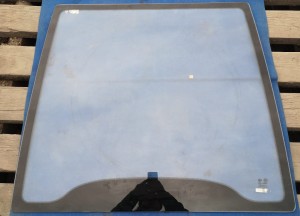 Szyba przednia Foton 254 / Front windshield TE250.455-04a