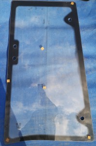 Szyba boczna lewa Foton 504 / Left side window glass TB604.45.4-02