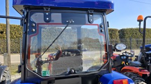 Szyba tylna Lovol M404 / Back window glass TM2E451060071K