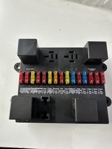 Skrzynka elektryczna Foton 824 / Electrical box TD800.482D.3