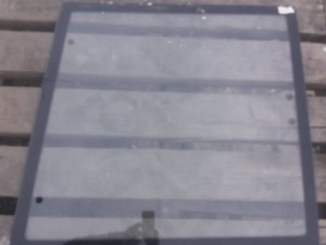 Szyba boczna prawa Foton 824 / Right side window glass FT65T.45.712