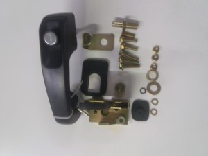 Zamek drzwi prawy wewnętrzny z klamką Foton 504 / Right door lock TB600.45.10-03