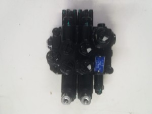 Rozdzielacz hydrauliczny Foton 254 / Multi-way valve TE254.582J.1