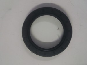 Uszczelniacz przedniego mostu DF504 / Oil seal 65x90x12