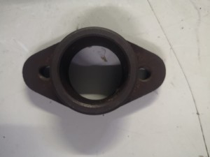 Mocowanie pompy wody Dong Feng 504 / Water drain connector N85T-08013