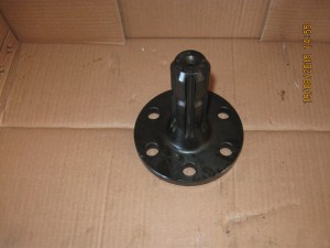 Końcówka wałka WOM 8 wypustów / PTO Shaft TD800.411-01